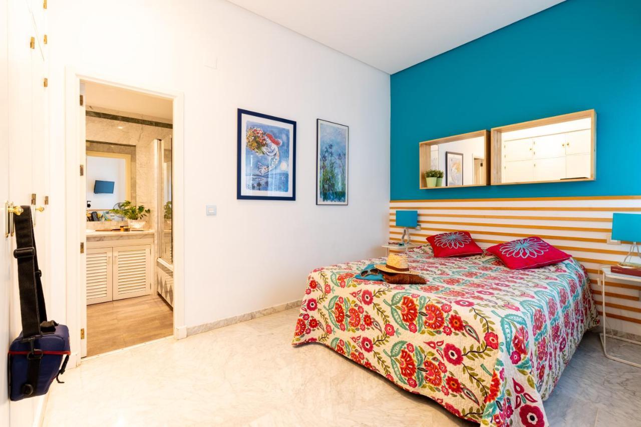 Puerta Jerez Apartment *