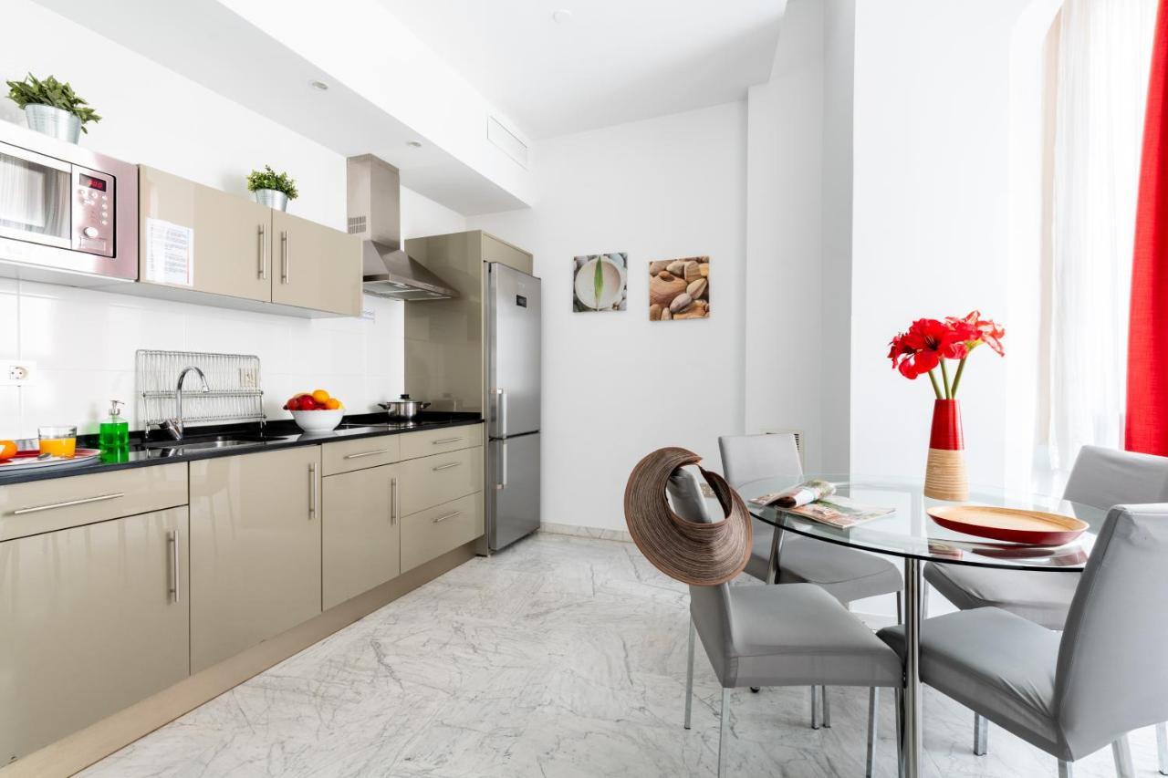 Puerta Jerez Apartment