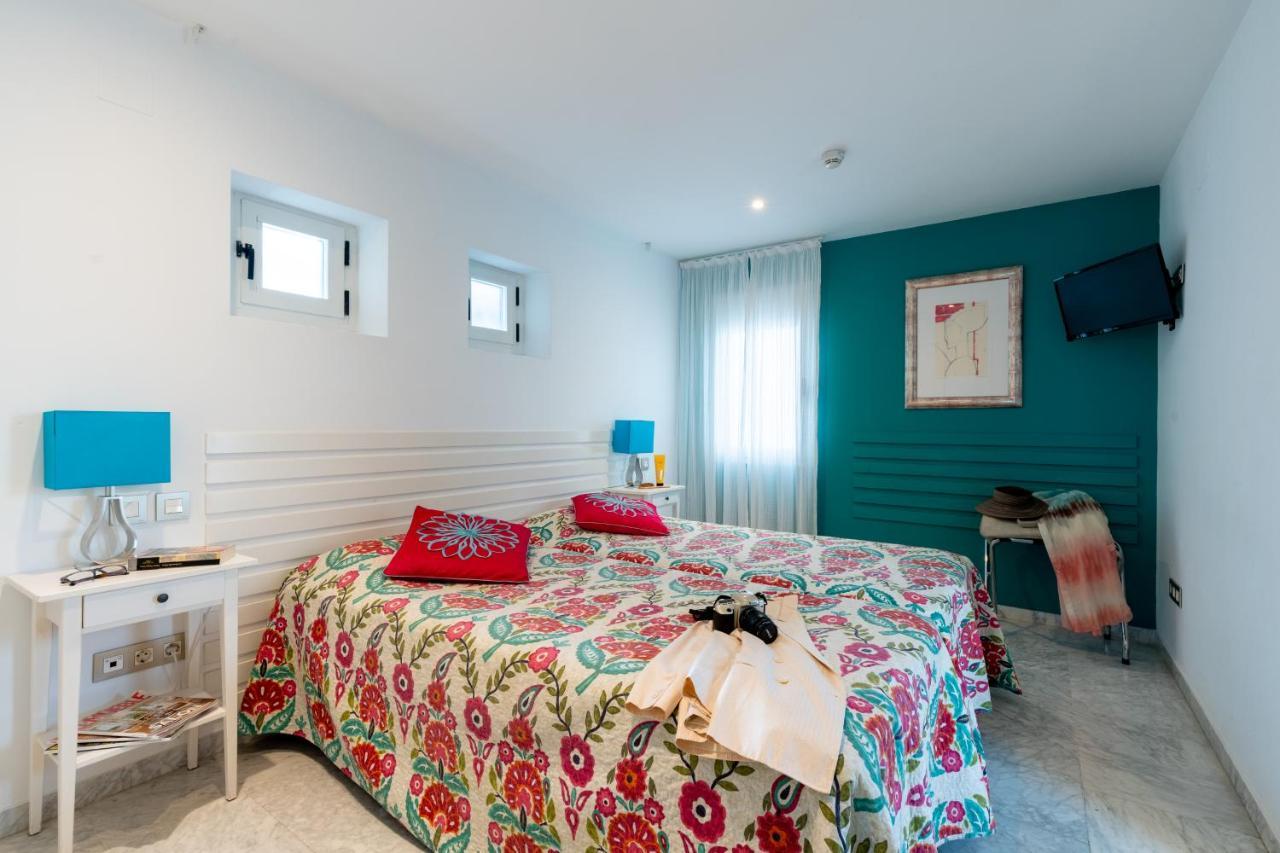 Puerta Jerez Apartment *
